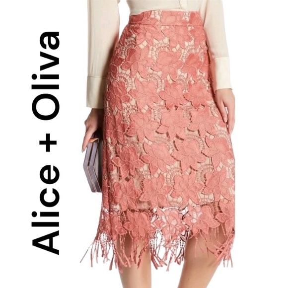 Alice + Olivia Dresses & Skirts - Alice + Oliva Lace Fringe Pink/Coral King Skirt back Zip Sz 0